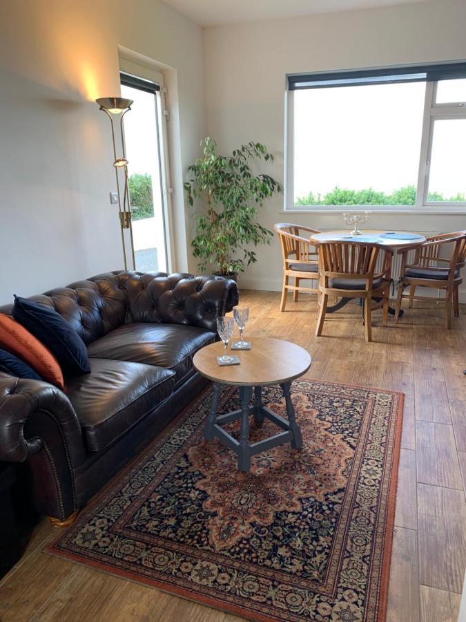 Zepher Apartment Дулин Экстерьер фото